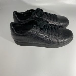 keating pebbled leather sneaker